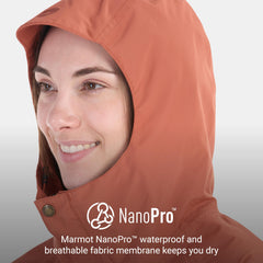 MARMOT Women's Cascade hood closed for wind protection