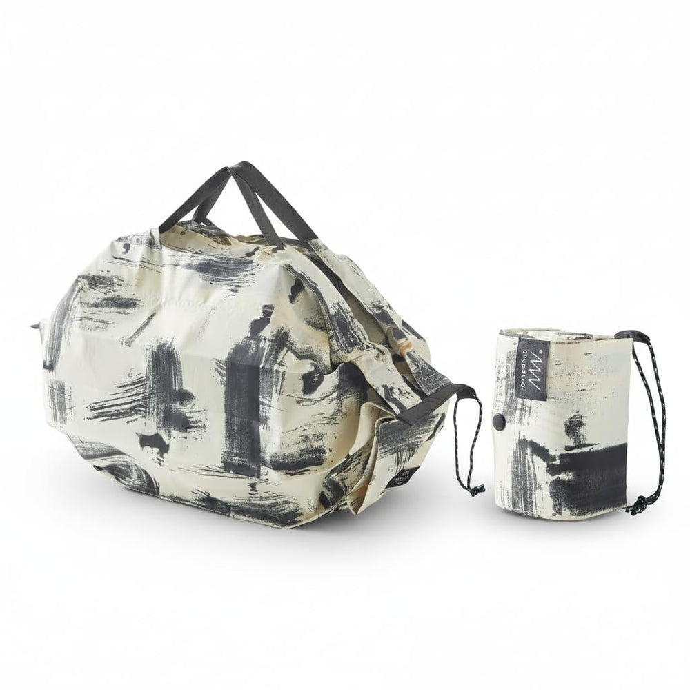 MARNA S503HW Shupatto cold bag folds instantly for compact storage at home or in a car.