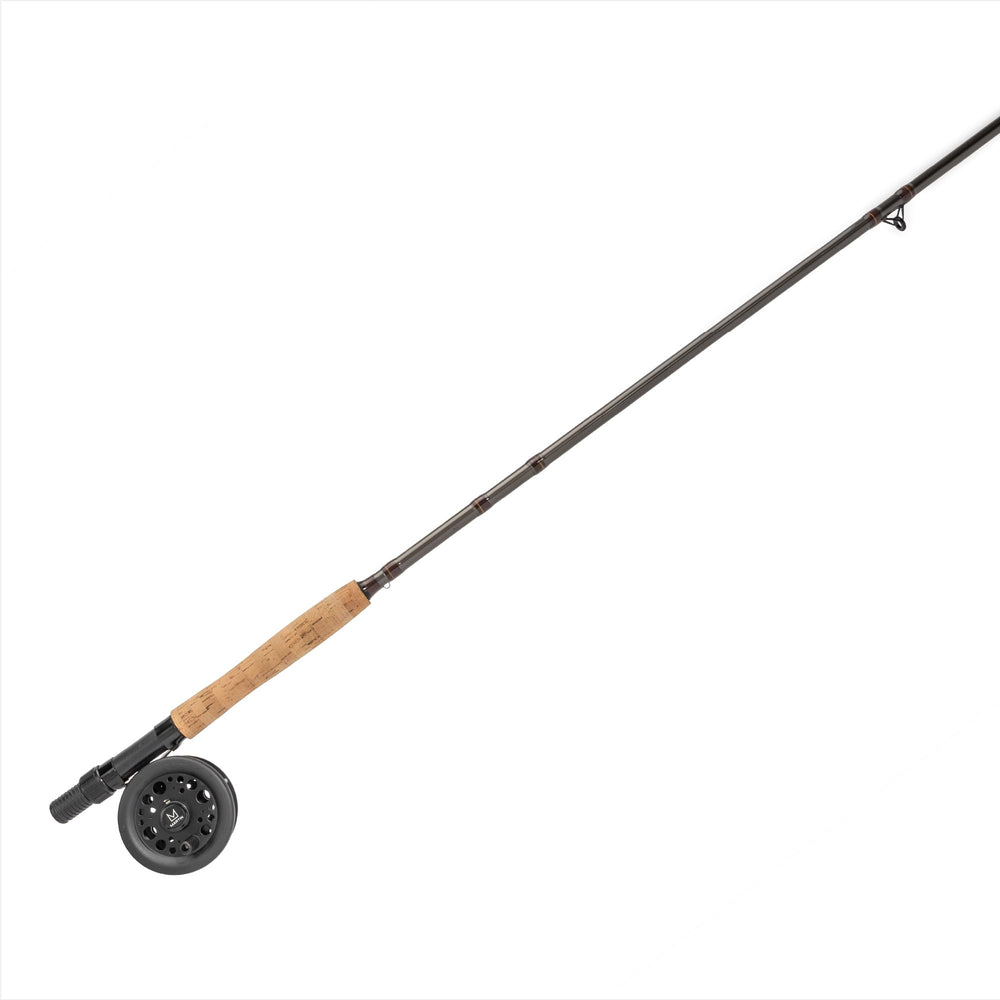 Martin Caddis Creek rod 9ft 2pc casting in calm water for trout and bass