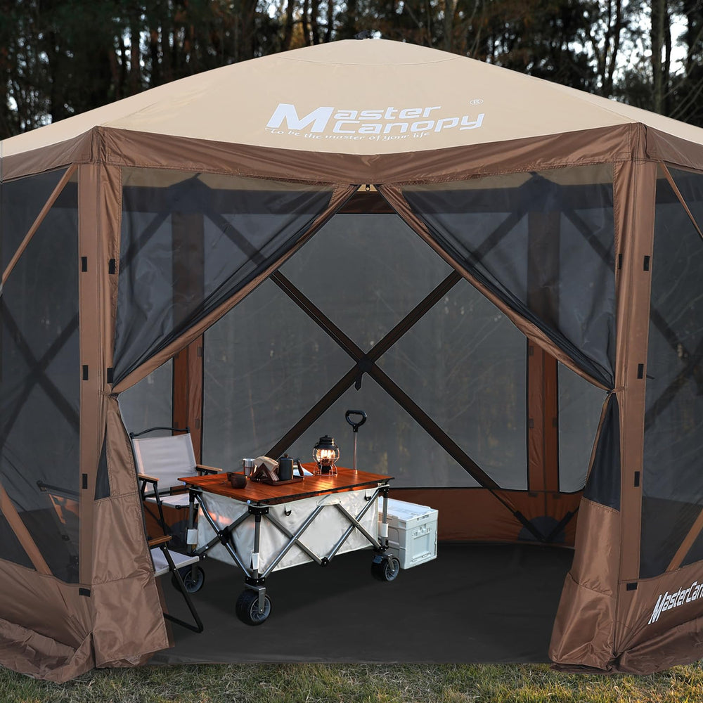 MASTERCANOPY footprint doubles as picnic ground cover for outdoor meals.