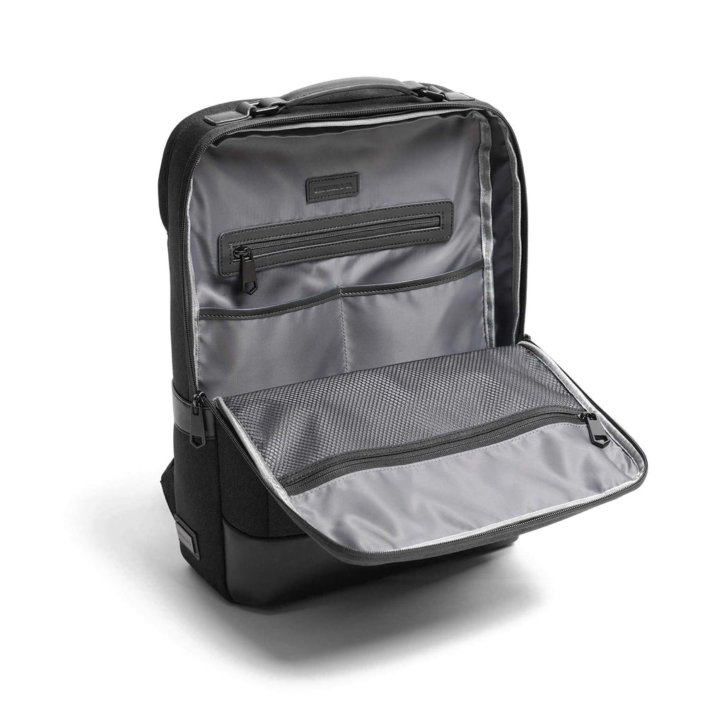 Maverick & Co Forte Light Backpack Black laptop compartment keeps devices safe