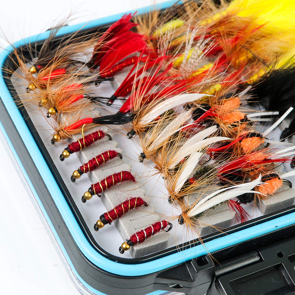 All 120 flies organized in the waterproof MAXIMUMCATCH box