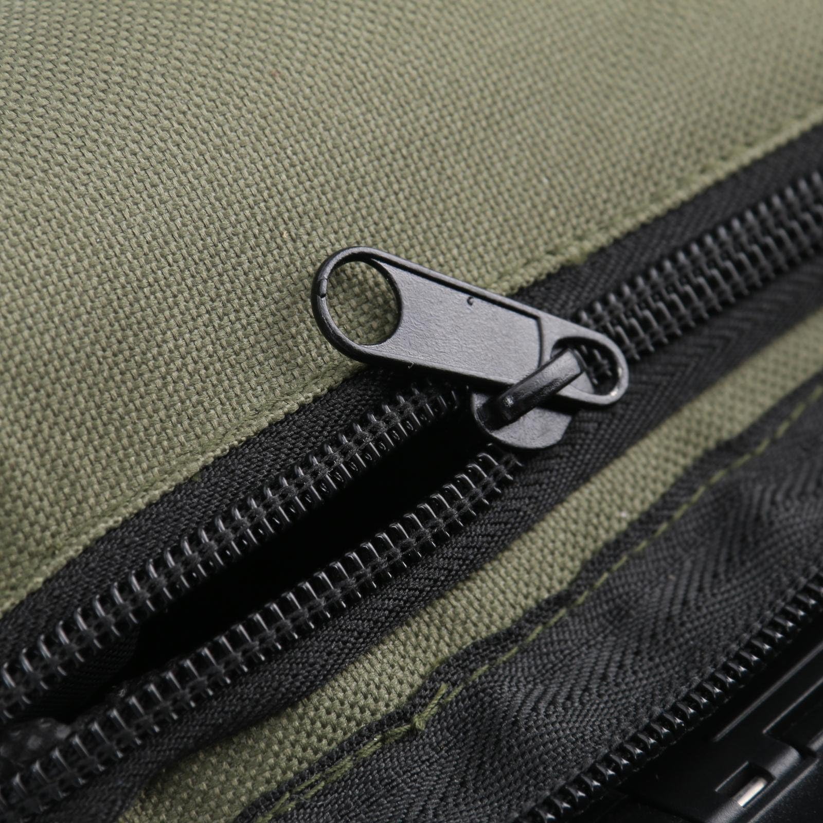 Adjustable shoulder strap for comfortable carrying