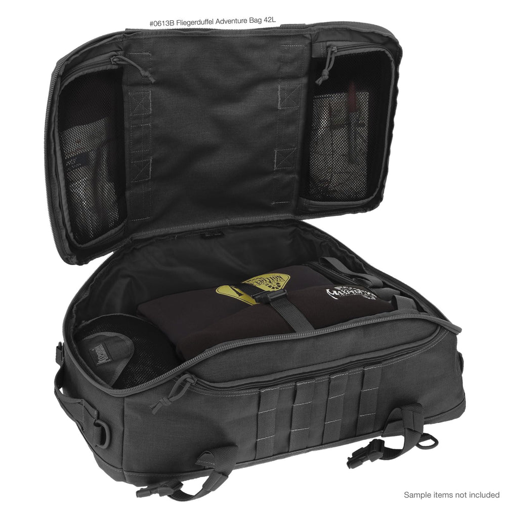 Maxpedition Fliegerduffel Black durable stitching reflects quality craftsmanship.