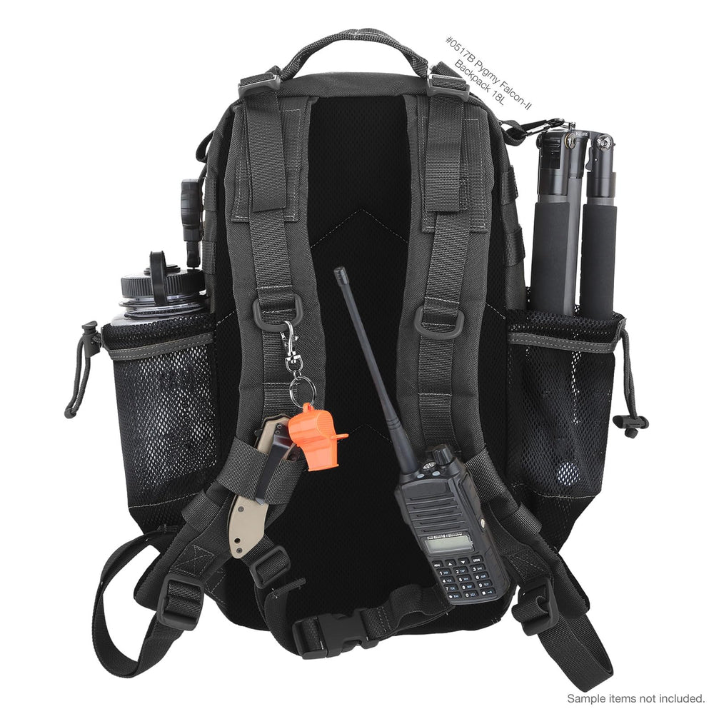 Maxpedition Pygmy Falcon-II #10 zippers provide smooth access