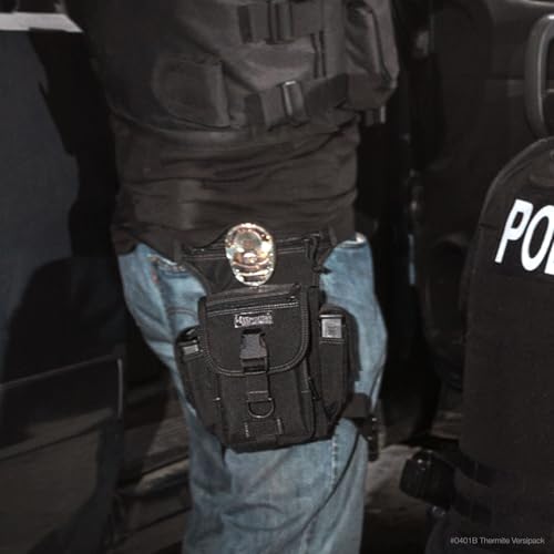 Maxpedition Thermite Versipack back view highlights adjustable strap for secure fit