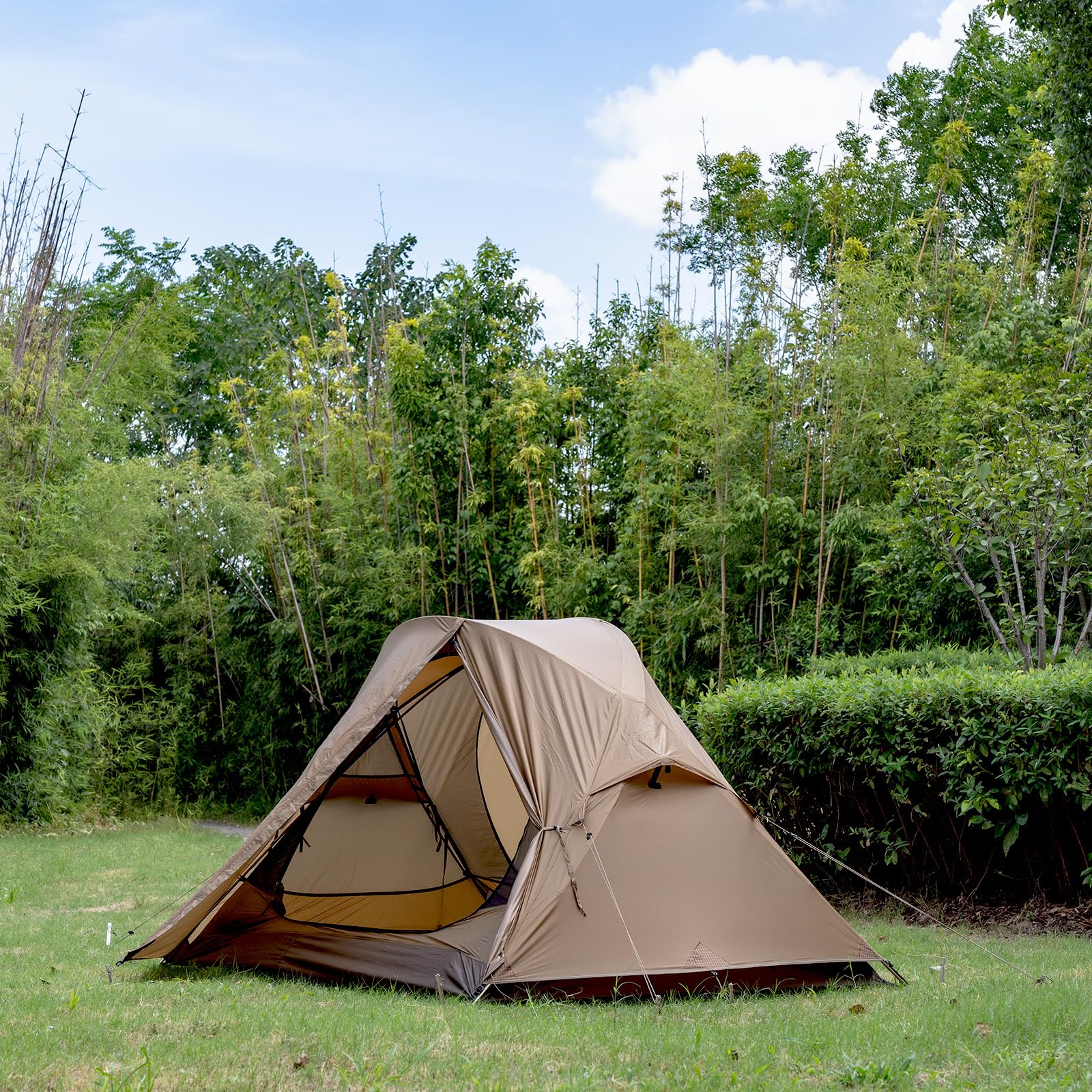 MC TOMOUNT tent weighs 4.4 pounds for easy carry on adventures.