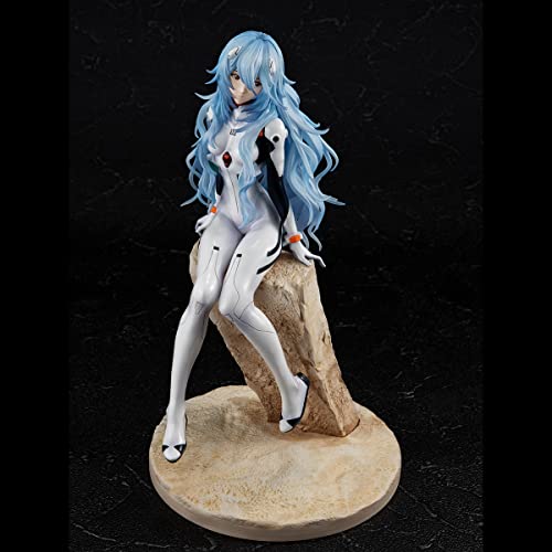 Megahouse Rei Ayanami G.E.M. figure close-up sculpt details demonstrate craftsmanship.
