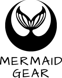 Backside zip pockets for extra gear on Mermaid Gear bag