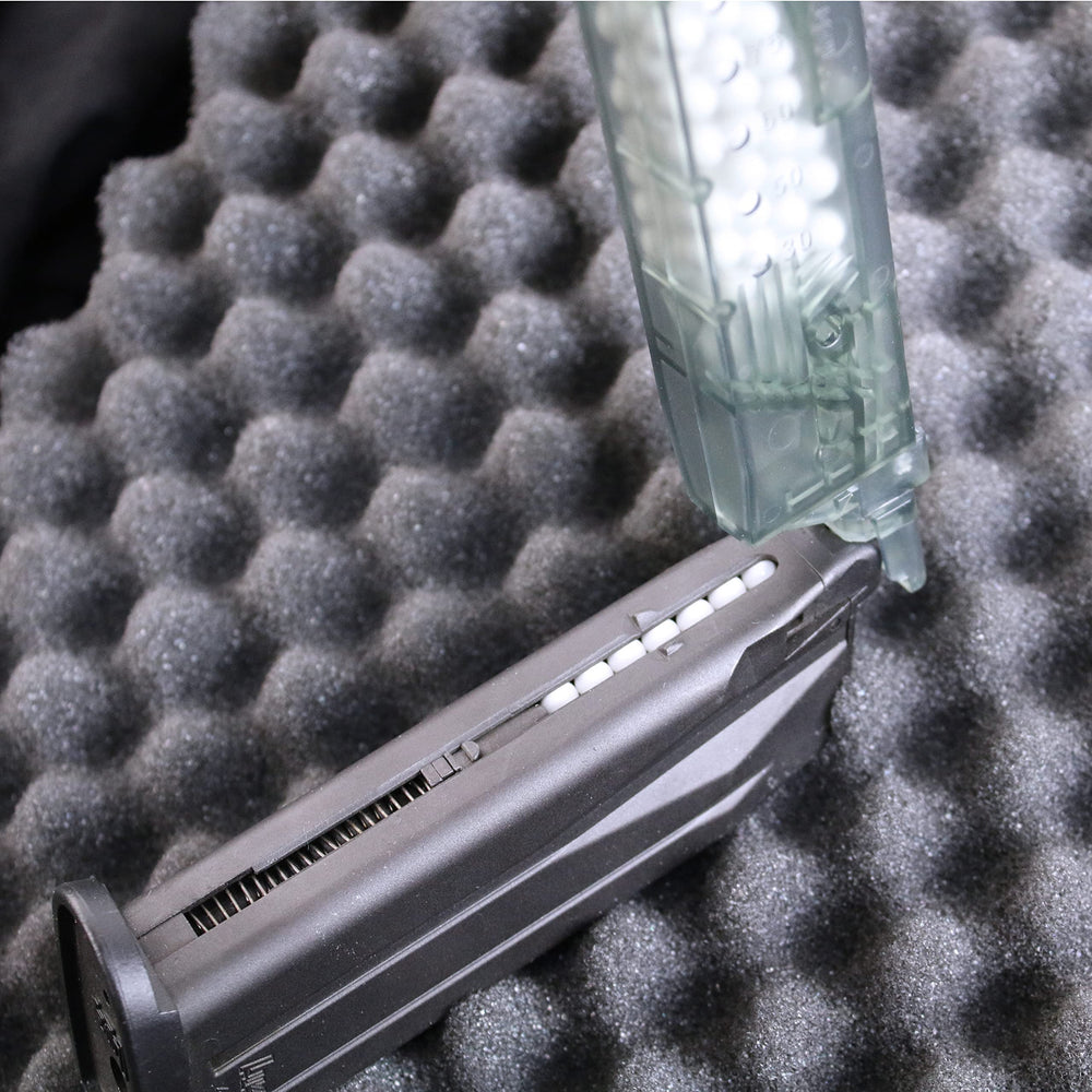 MetalTac rapid-reload capability keeps you in action during skirmishes