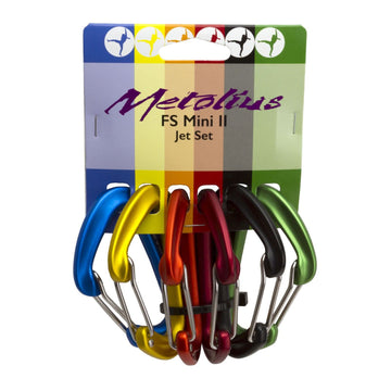 Metolius Bravo wiregate carabiner clips easily for ultralight climbing racks