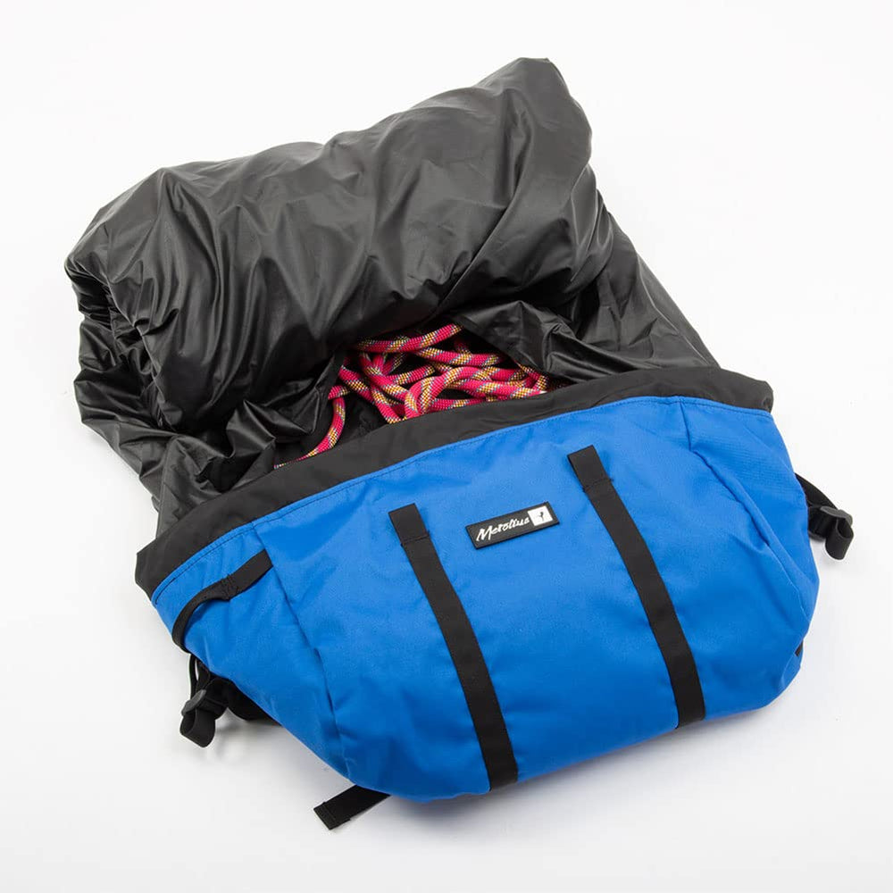 Metolius Rope Duffel rope sold separately keeps kit flexible for varied crag days.