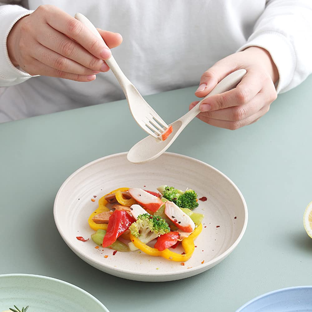 M&F compact case protects utensils and saves space for travel.