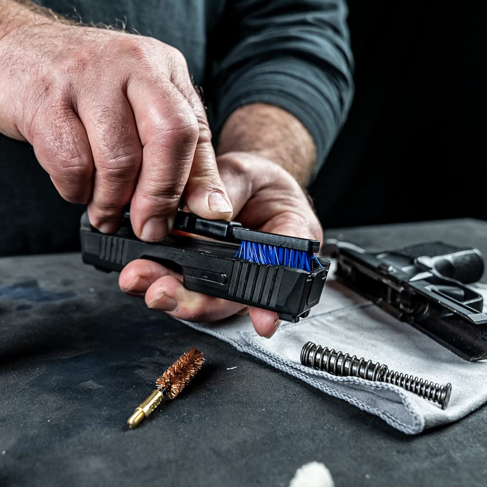 Microfiber gun cloth for wiping fingerprints and solvents