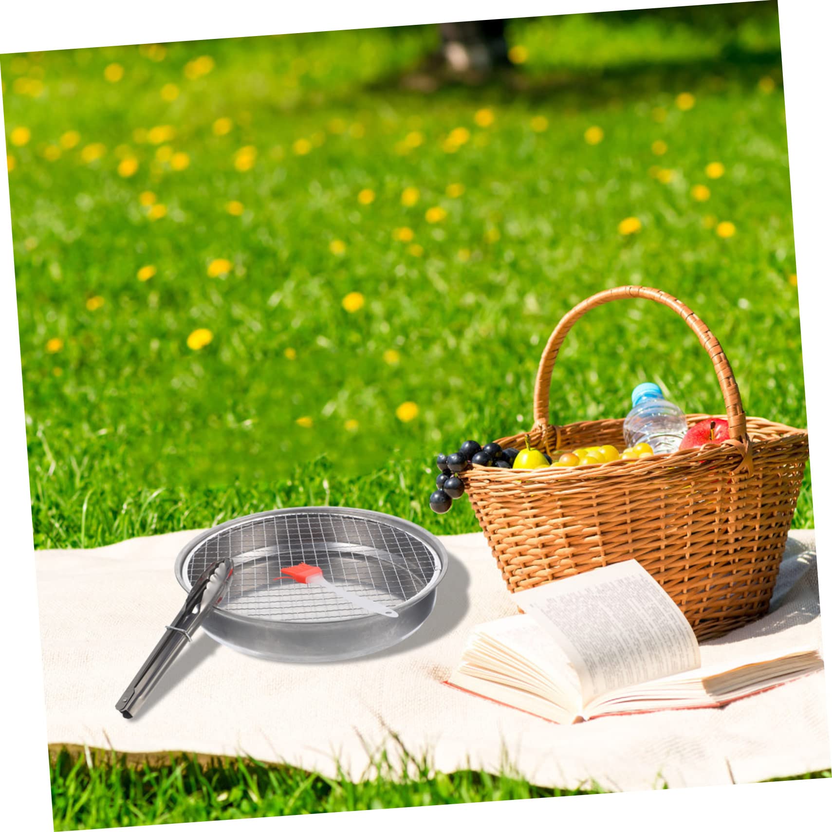 Mikikit portable BBQ grill 28cm top view shows versatile camping setup.