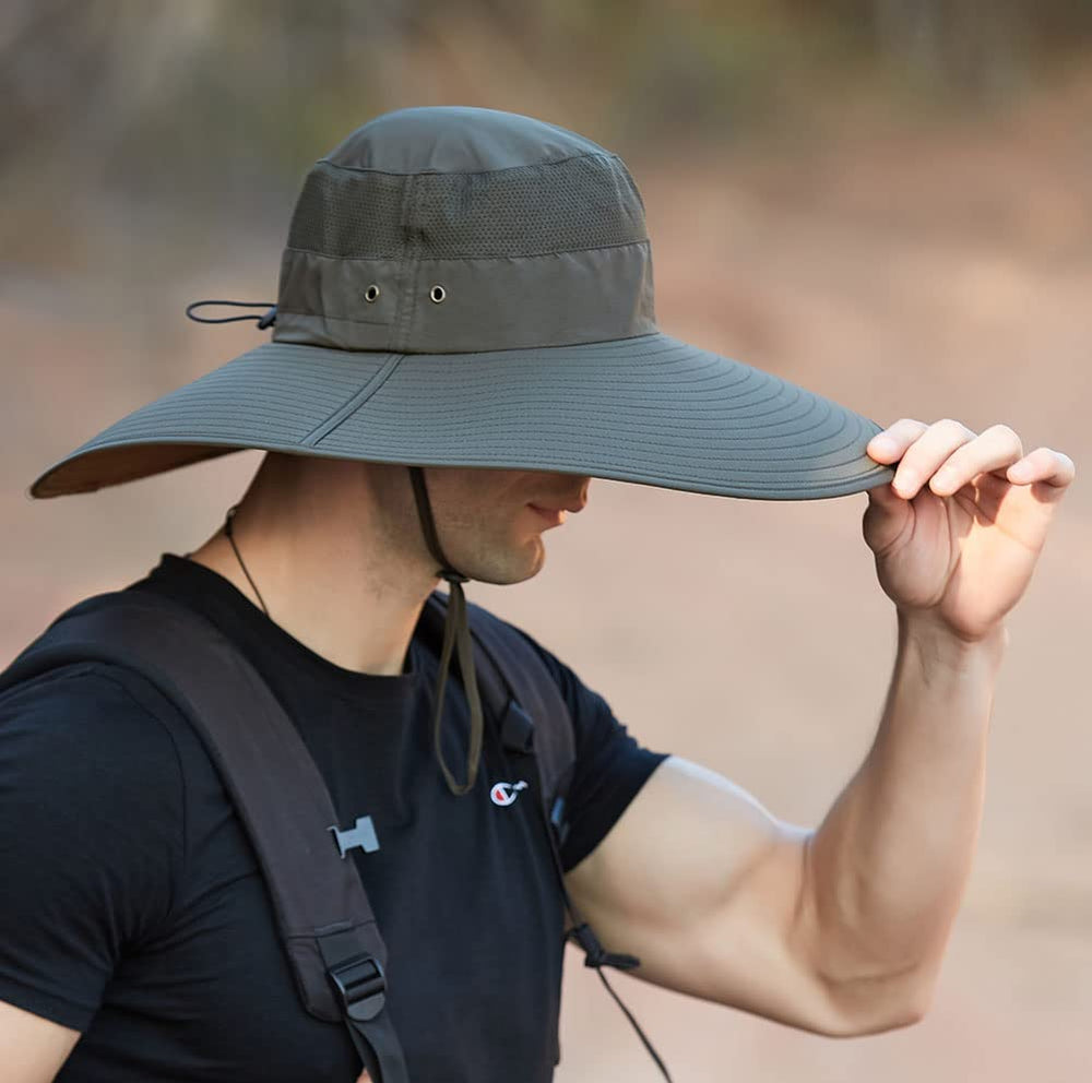 MINAKOLIFE adjustable chin strap ensures secure fit during windy hikes or fishing sessions.