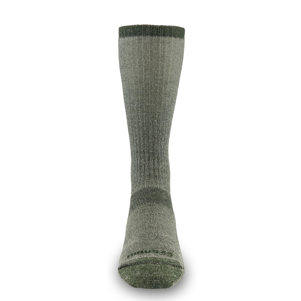 Minus33 performance-fit mountaineering socks in olive green enhance stride stability and reduce slipping.