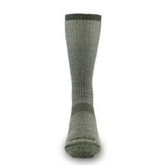 Minus33 performance-fit mountaineering socks in olive green enhance stride stability and reduce slipping.