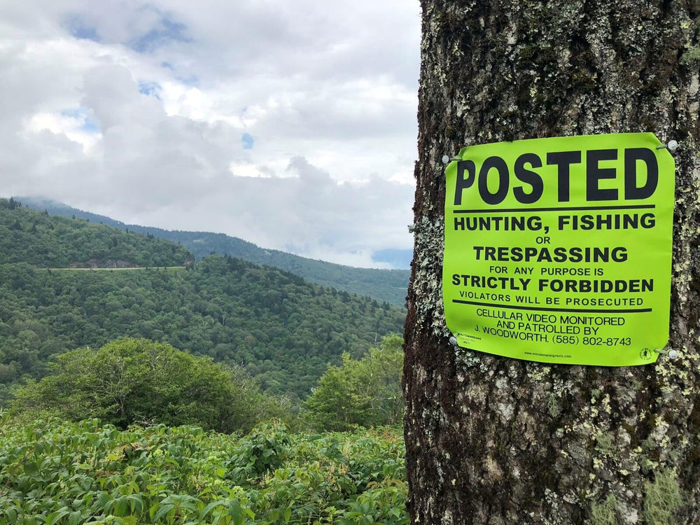 Minuteman Signs posted sign green offers visible warning for yards and properties.