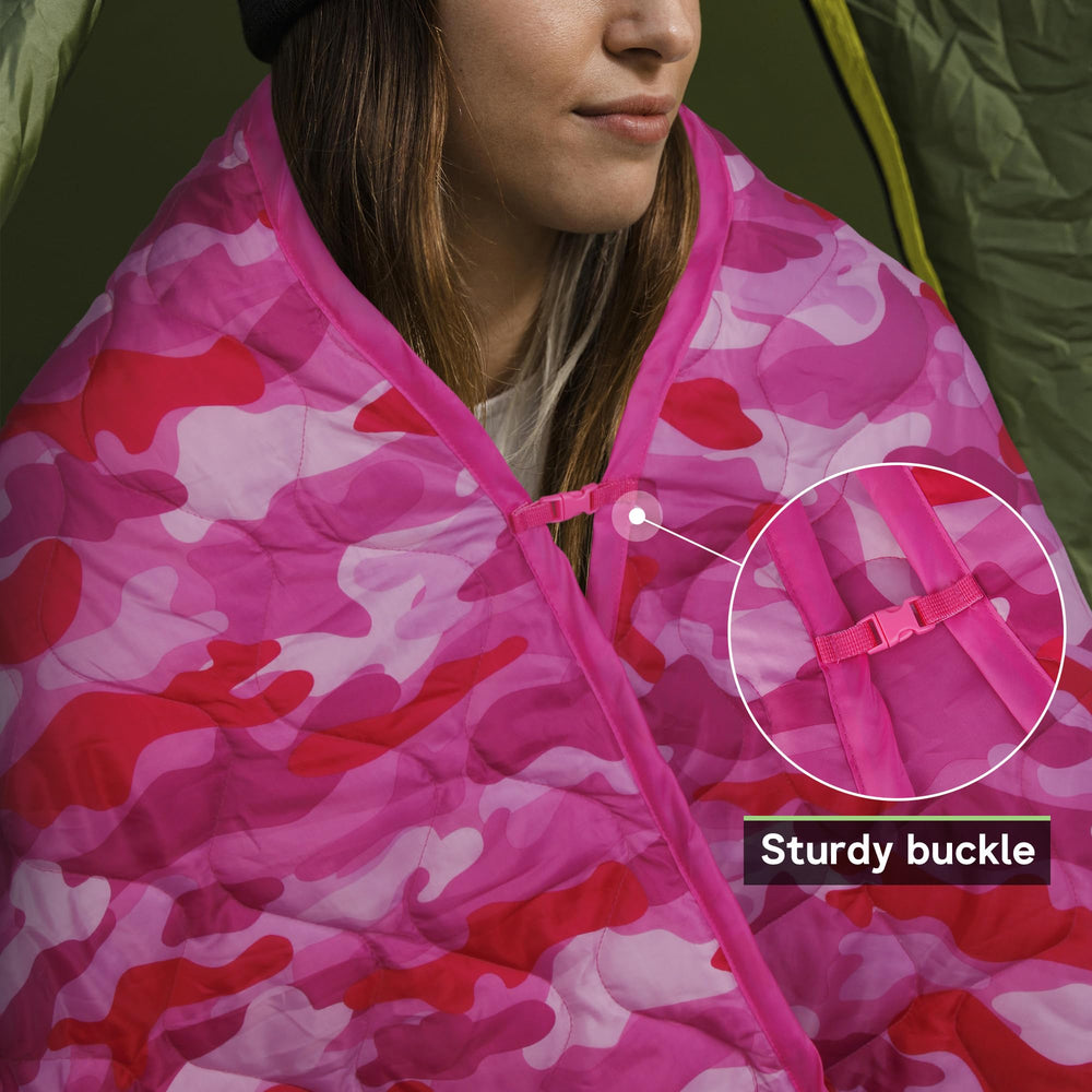 Mirzoyan Woobie blanket camo pattern side, versatile for camping and shelter-building