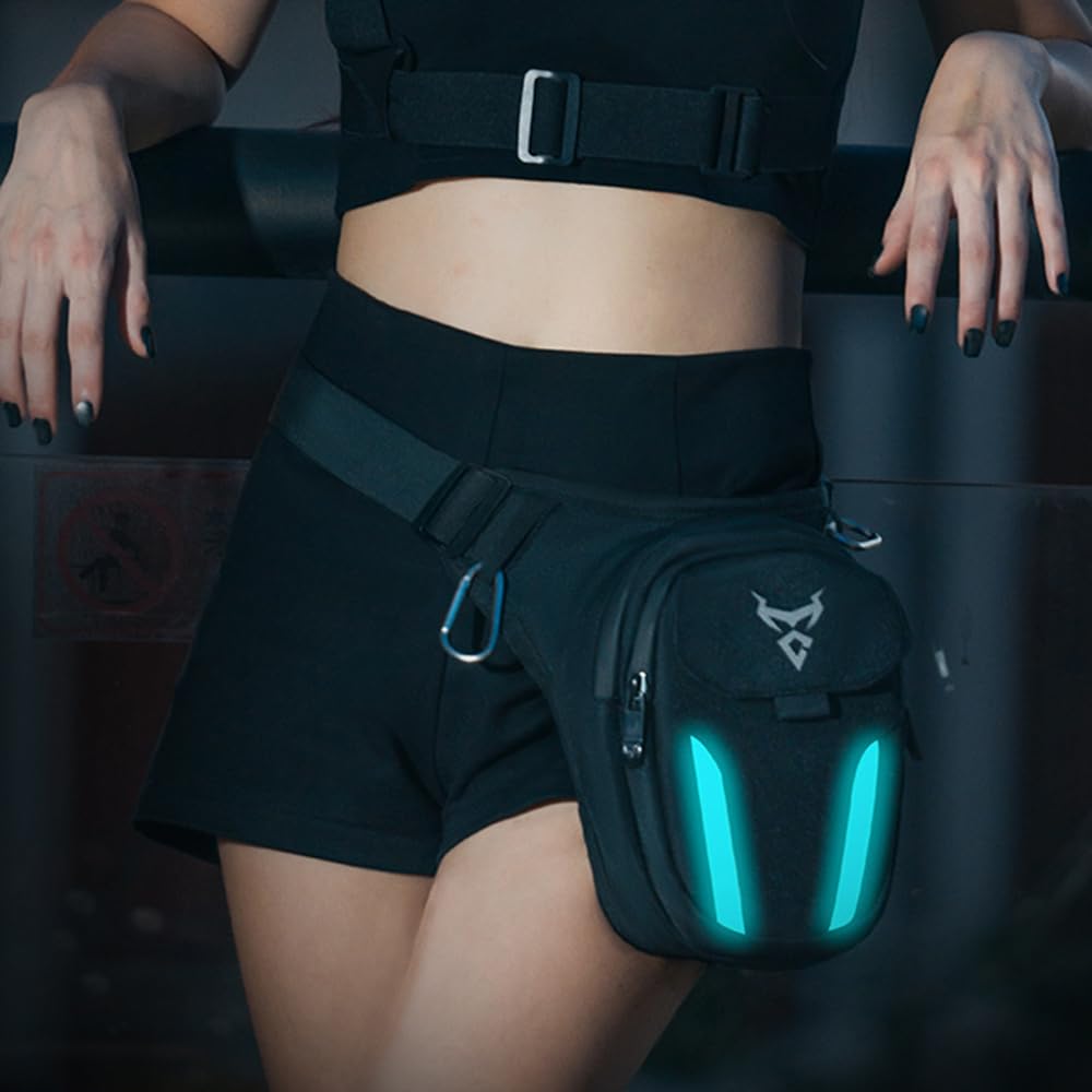 MJMoto front pocket offers quick access to essentials on the move