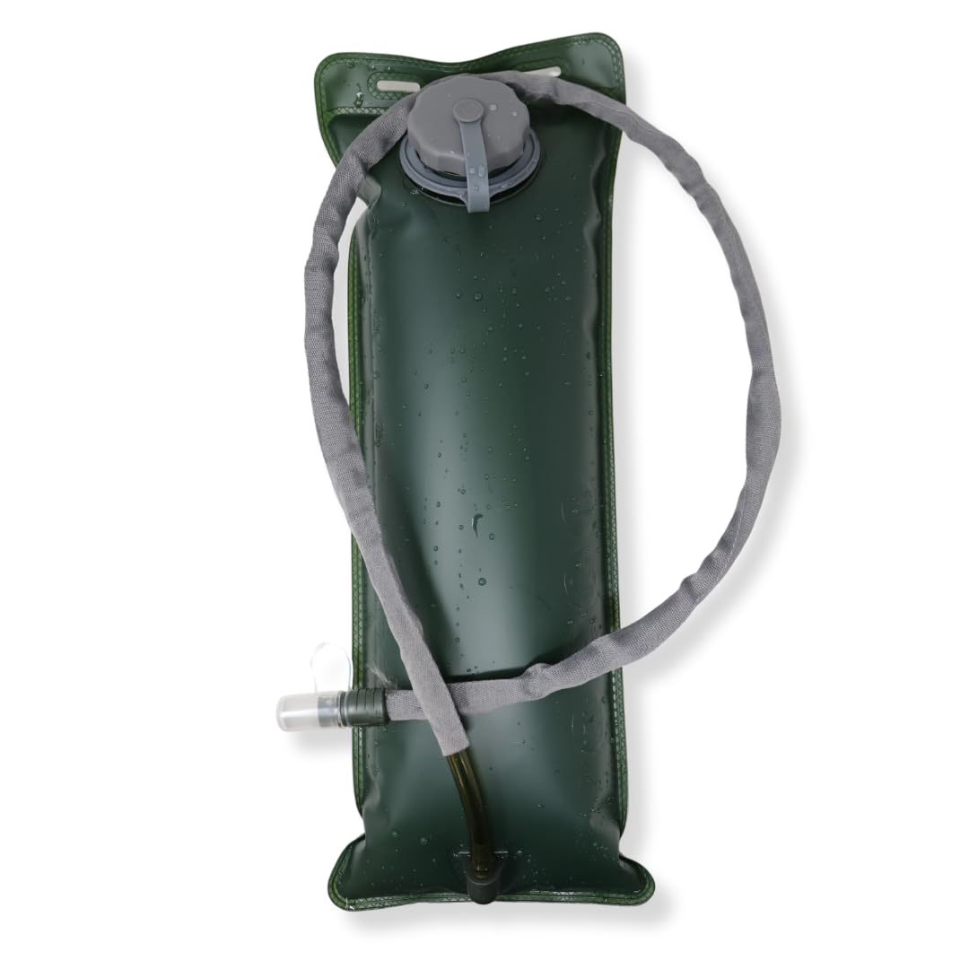 M MCGUIRE GEAR hydration bladder with 3L capacity for long hikes and rides