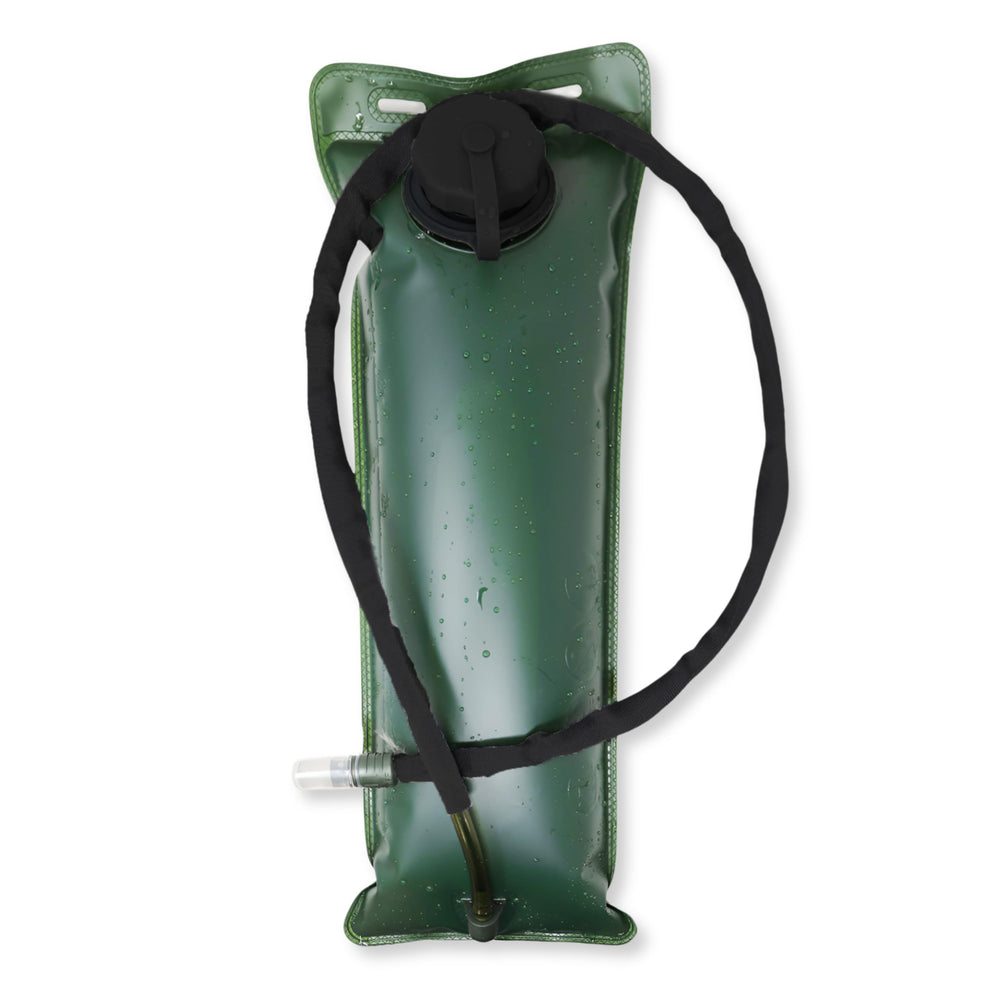 M MCGUIRE GEAR hydration bladder 3l for steady hydration during hikes.
