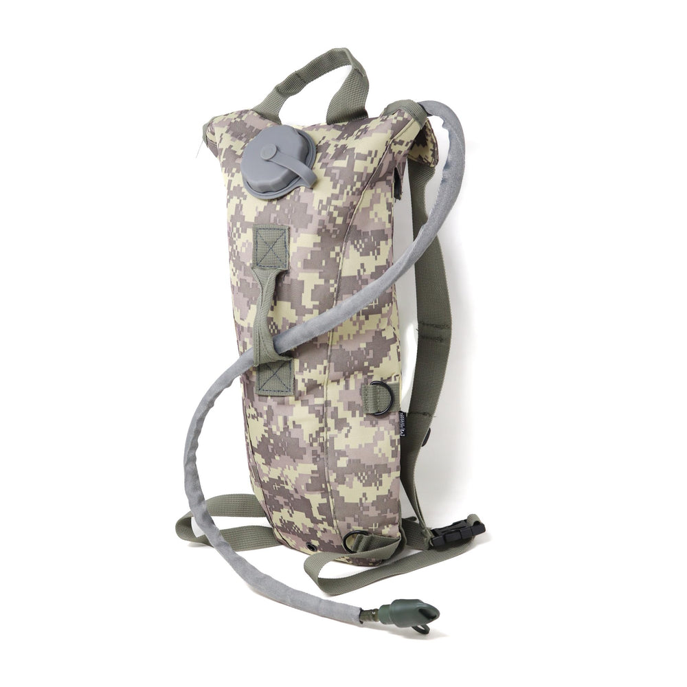 M MCGUIRE GEAR 3L water bladder with wide opening for easy cleaning