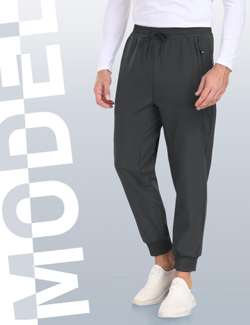 MoFiz moisture-wicking fabric keeps you cool and dry.