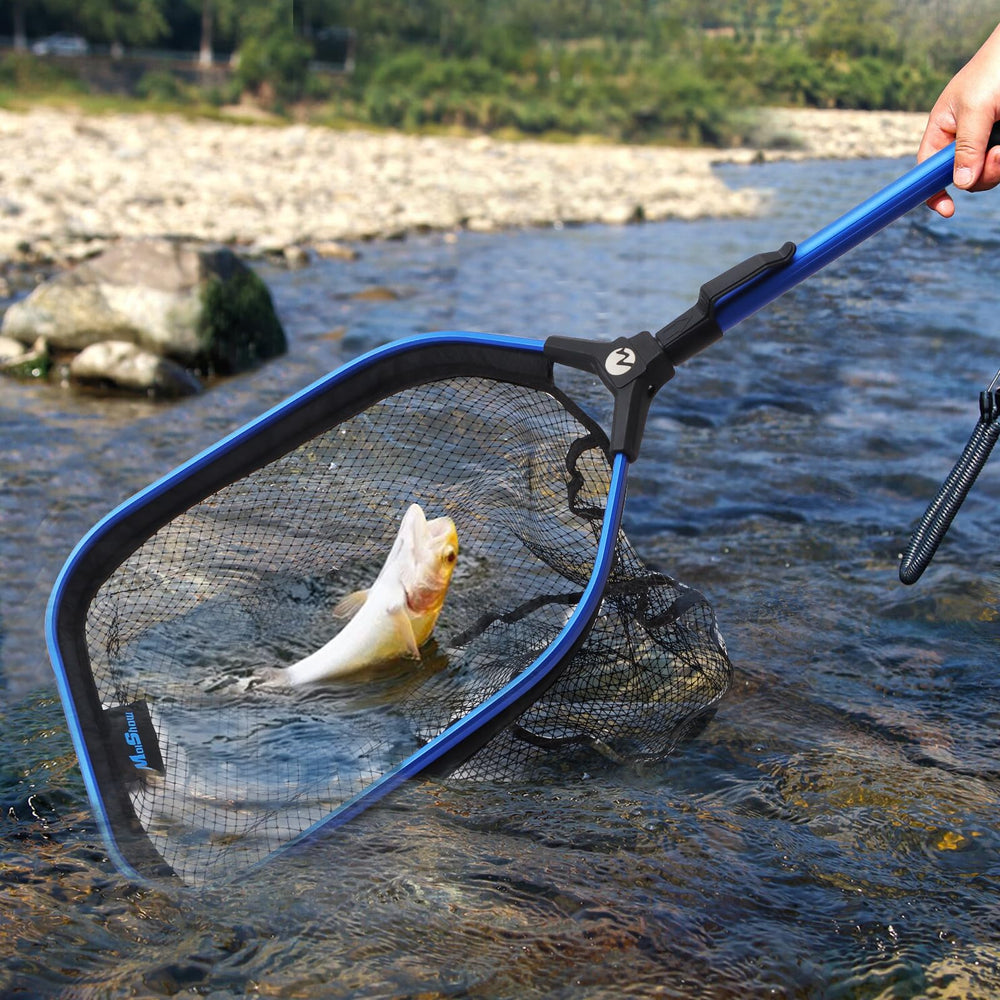 Lightweight, portable landing net for boats and canoes