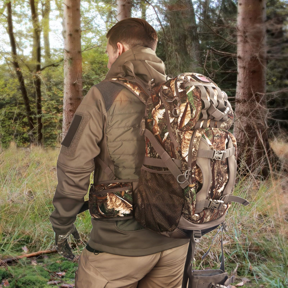 MoiShow hunting pack with rifle holder and three adjustable straps for secure firearm transport