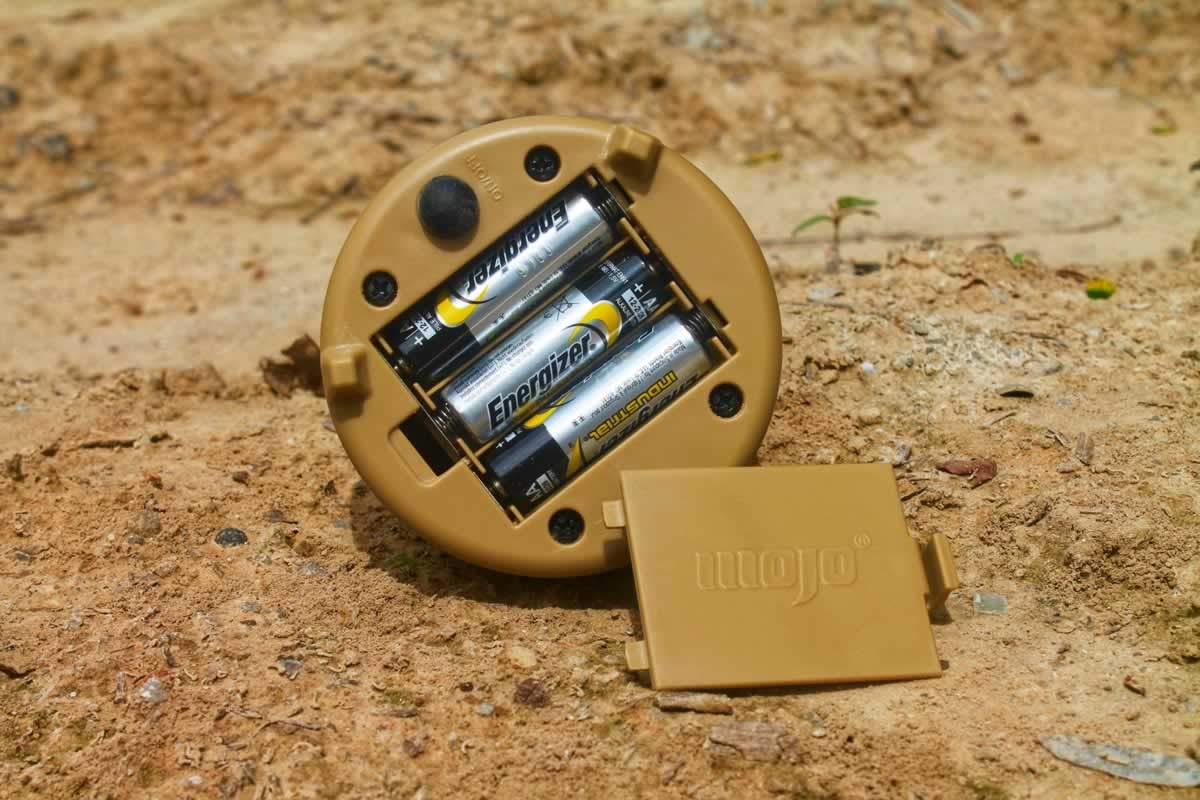 MOJO Dove-A-Flicker durable field-use design withstands dry field hunting.