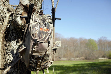 MOJO Outdoors Mojo Pack backpack-style design frees hands for setup.