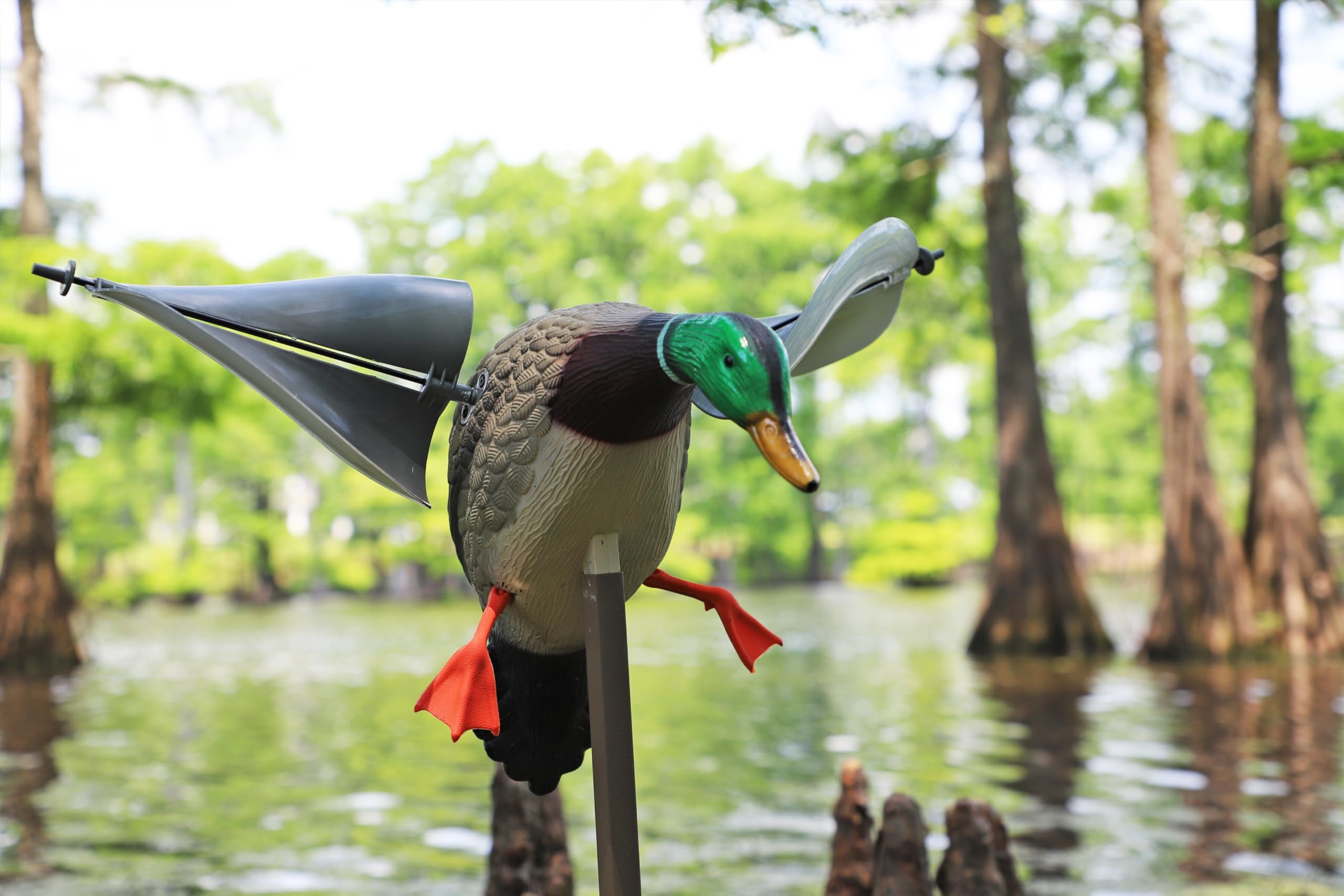 MOJO Outdoors Wind Duck durable build withstands harsh outdoor conditions for season-long use.