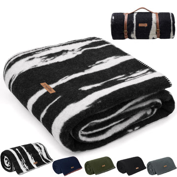 Molithe wool blanket fiber texture close-up highlighting warmth and durability