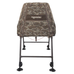 Momarsh Invisi Lab Dog Blind pivoting-mud-feet prevent sinking in soft ground.