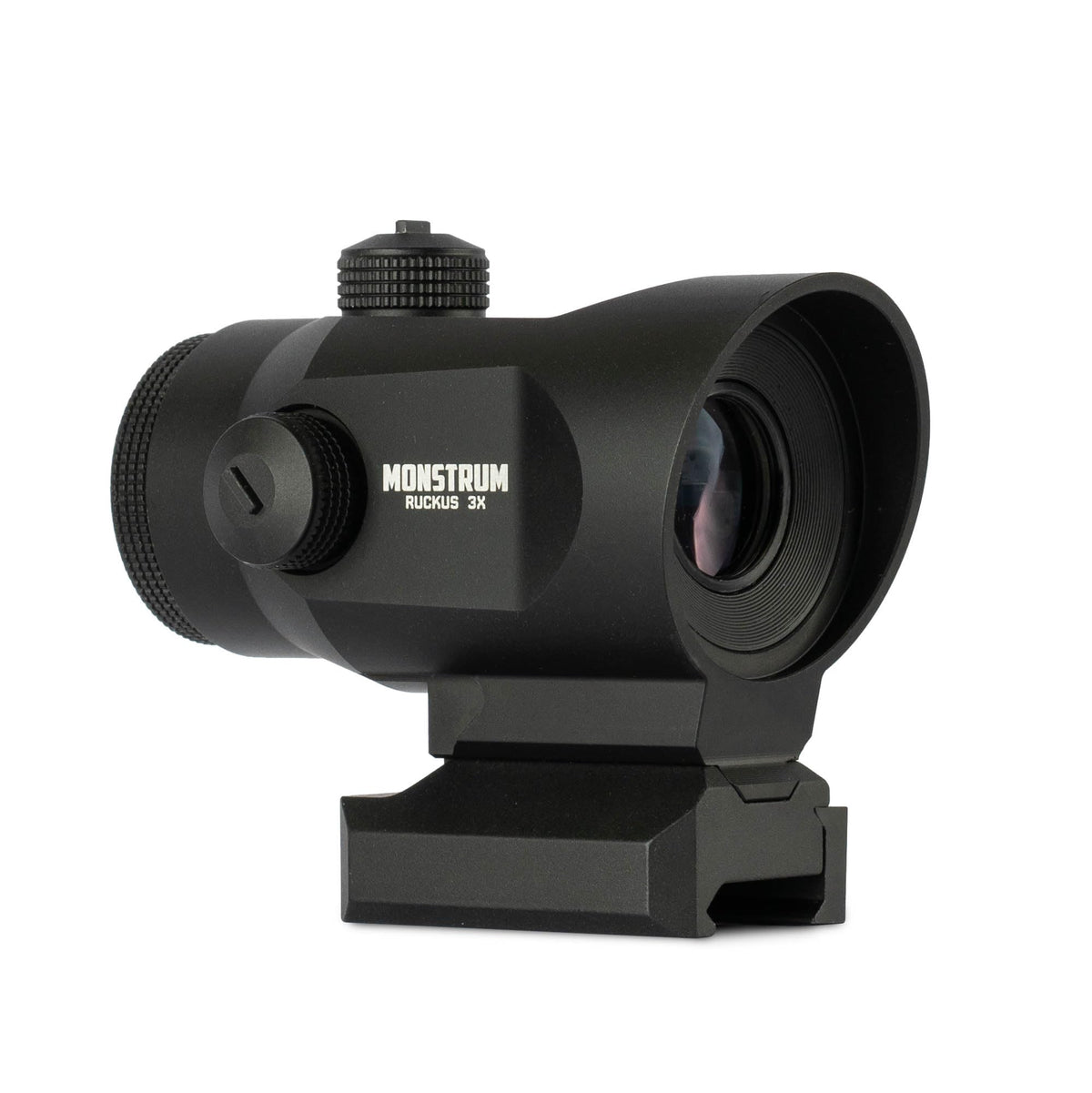 Monstrum Ruckus 3X prism scope on rifle offers quick target access.