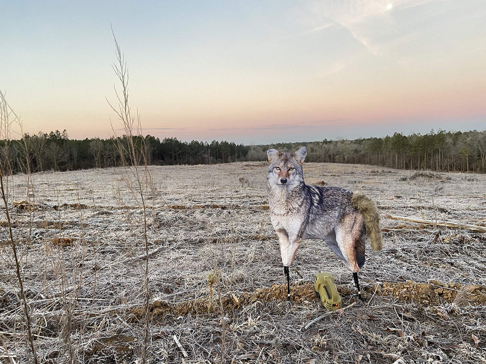 Song Dog brown in-field setup demonstrates portable, easy-to-carry design.