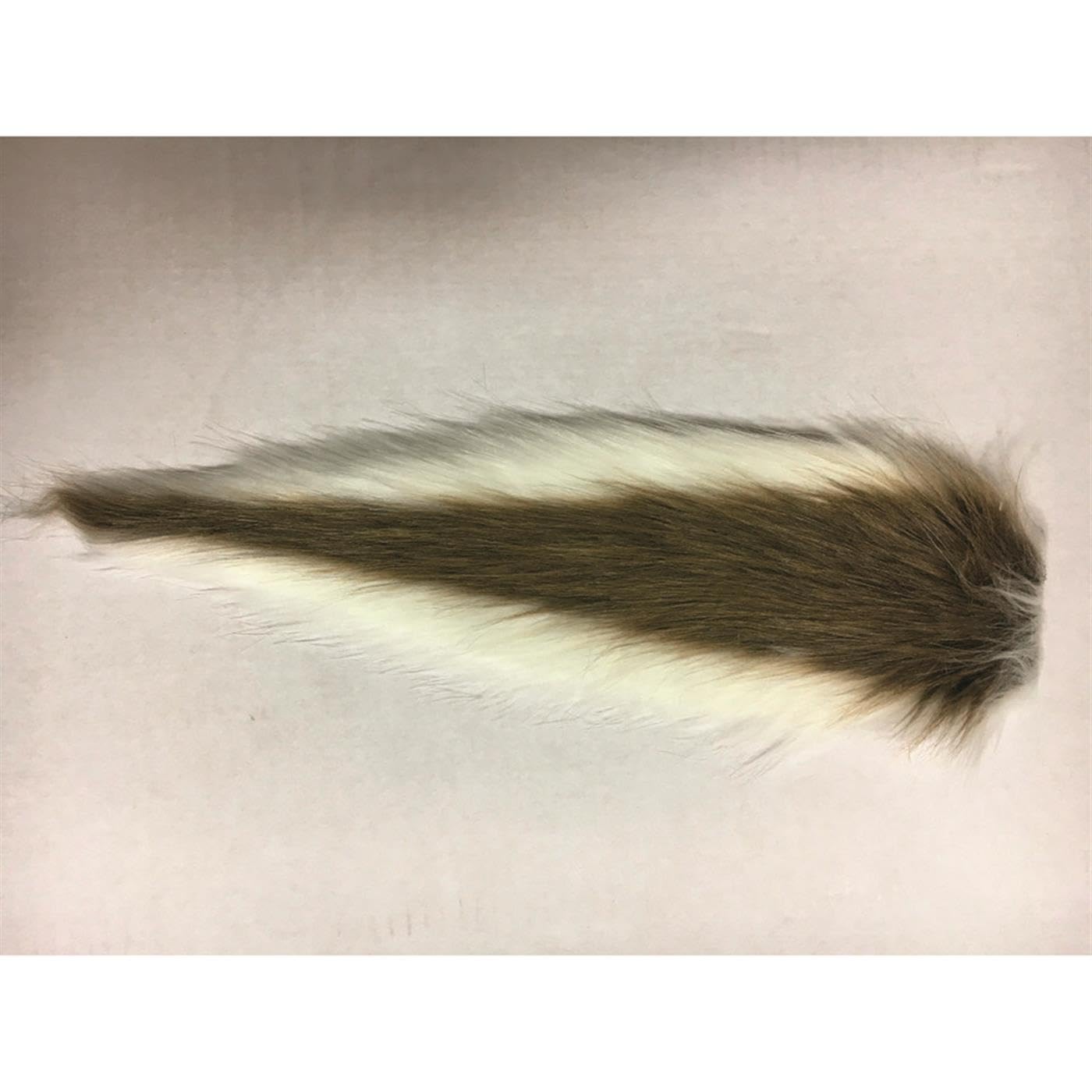Lightweight Teaser Tail design sways with wind for dynamic decoys.