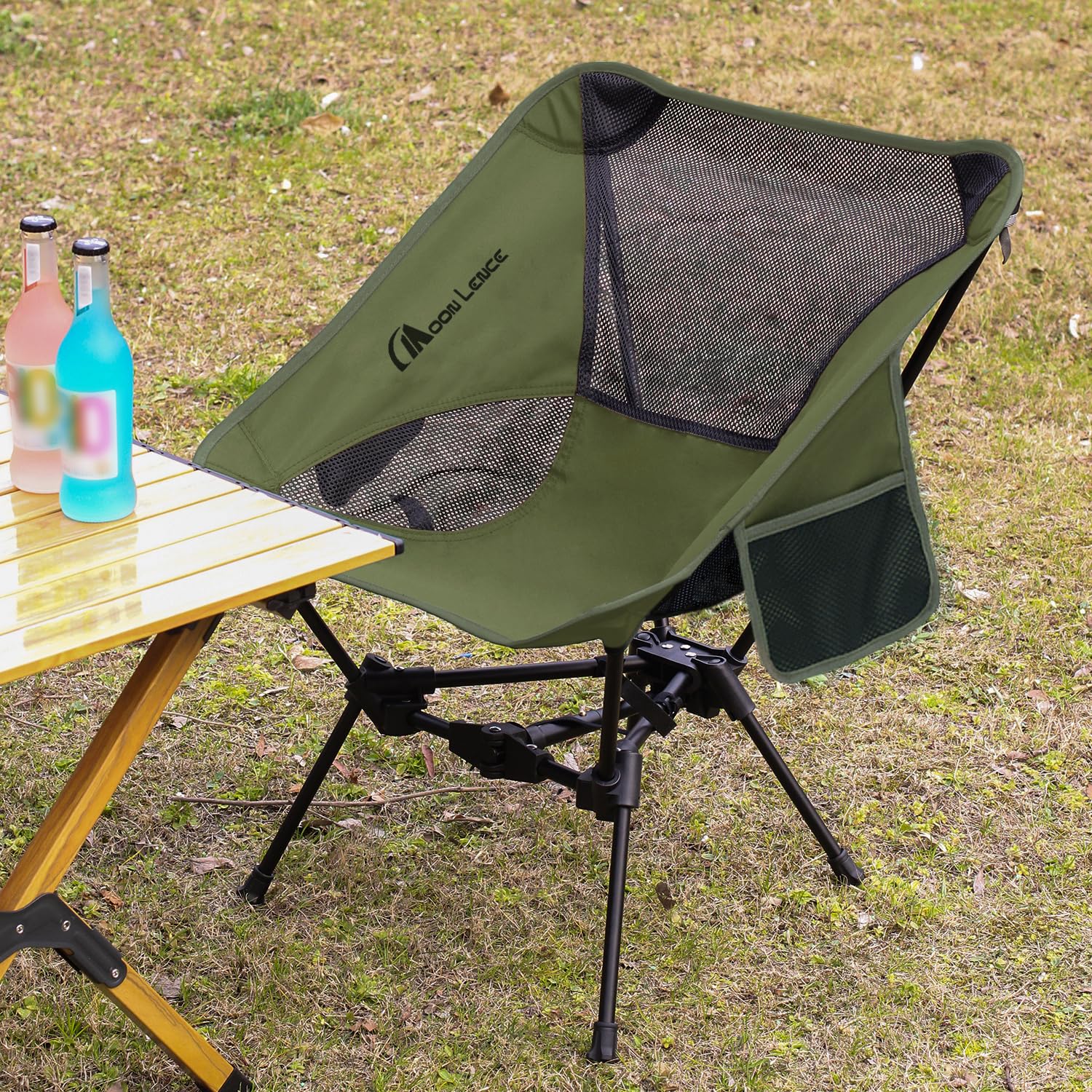 MOON LENCE camping chair weight capacity 330lb green suitable for a range of sizes.