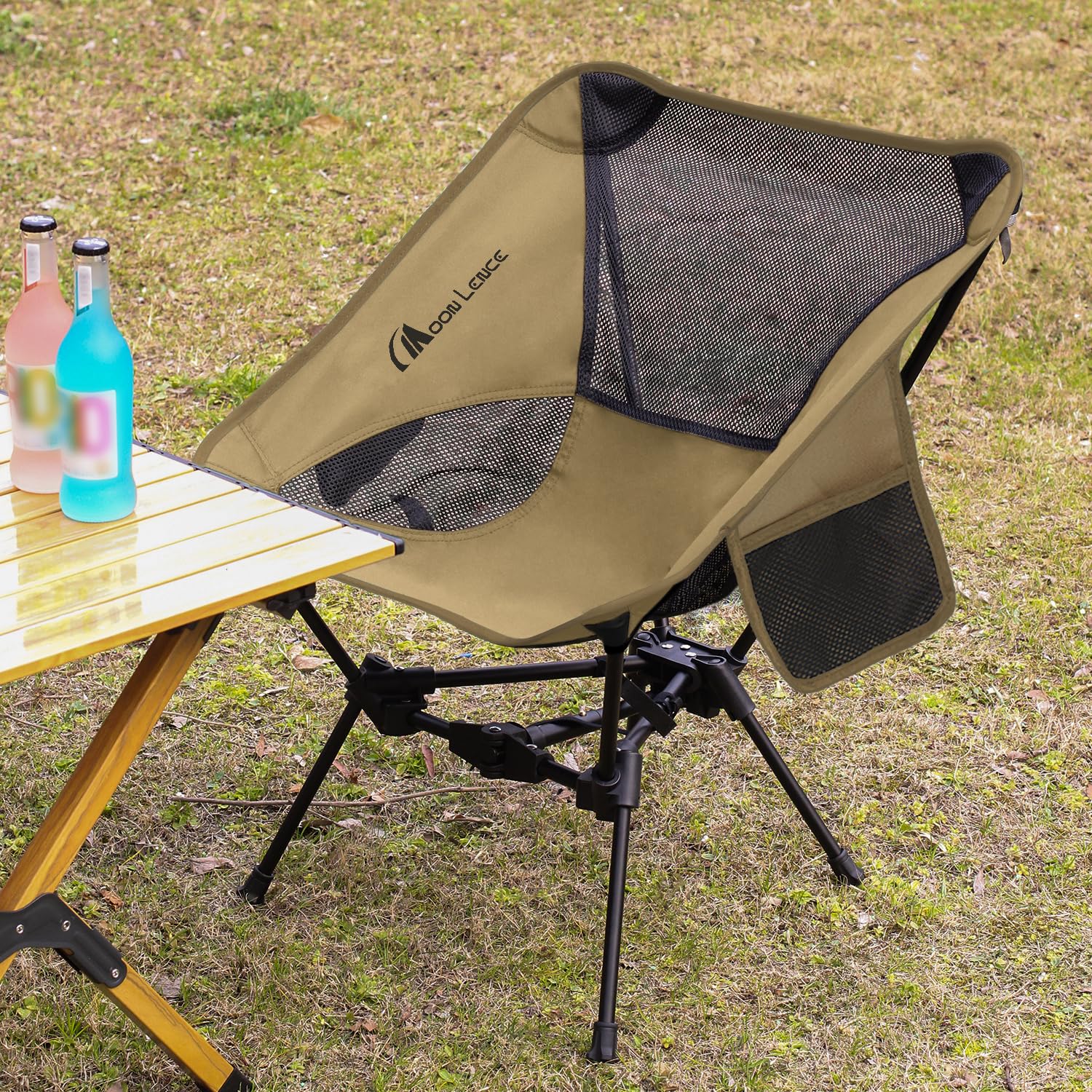 Moon Lence ergonomic-seat design delivers comfortable seating for hours.