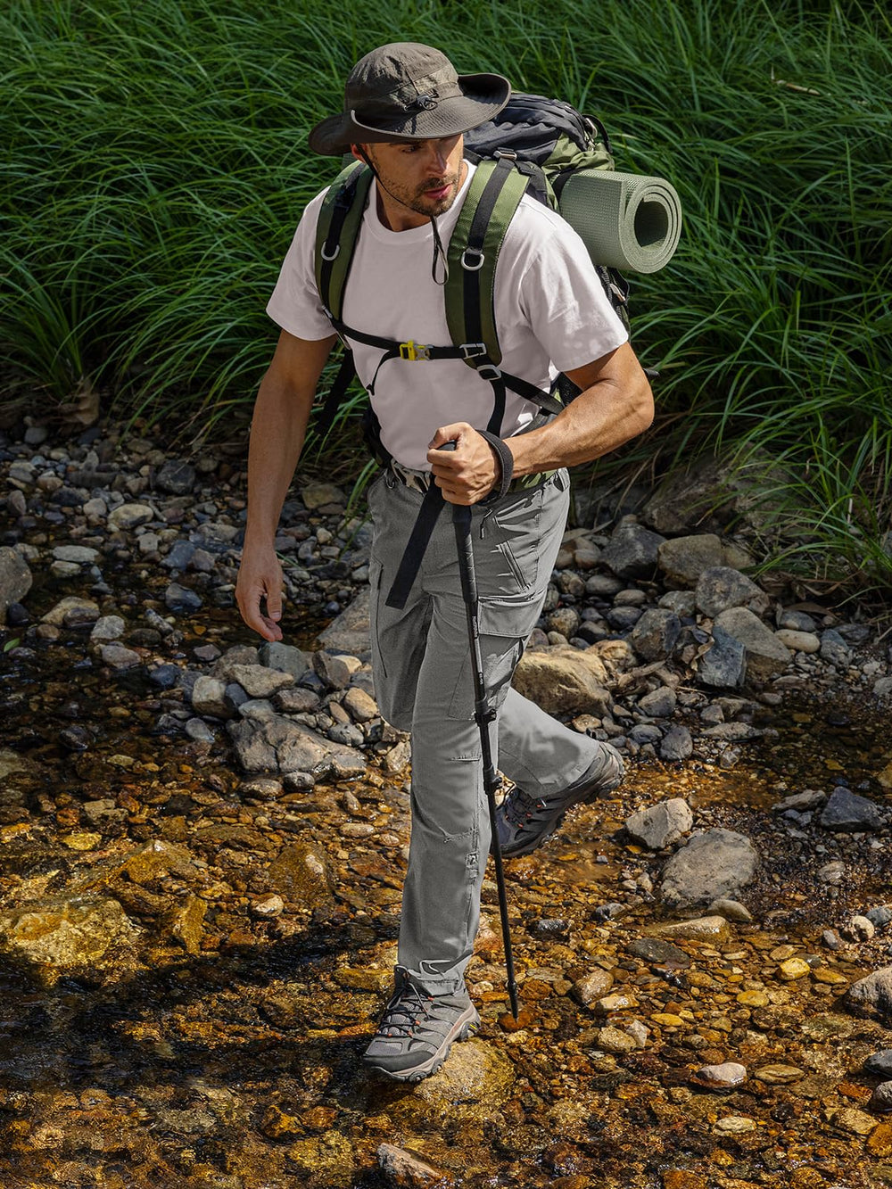 Moosehill hiking cargo pants right zip pocket enables quick phone access.
