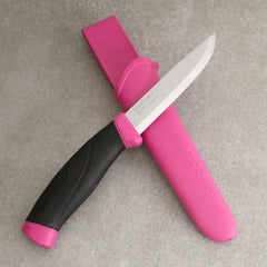 Ergonomic high-friction polymer handle on Morakniv Companion