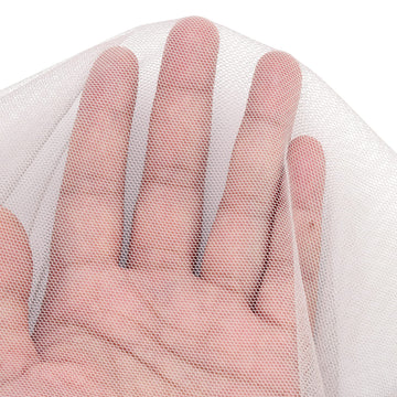 360-degree wide brim provides UV and sun protection