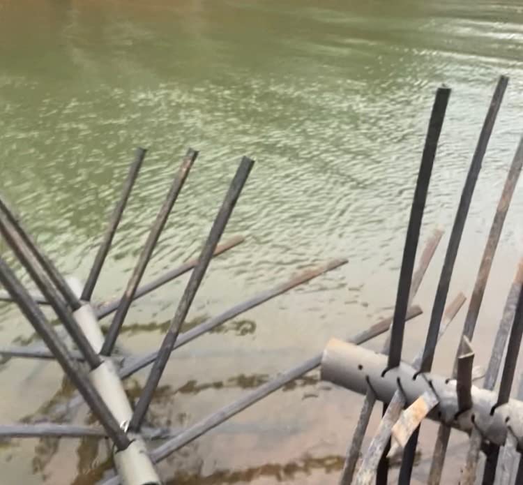 MossBack Trophy Tree XL Laydown durable, natural-colored habitat for lasting lake cover.