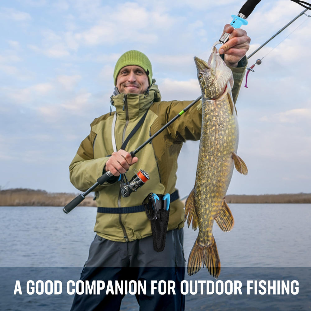 Gift-ready Mossy Oak fishing tools kit