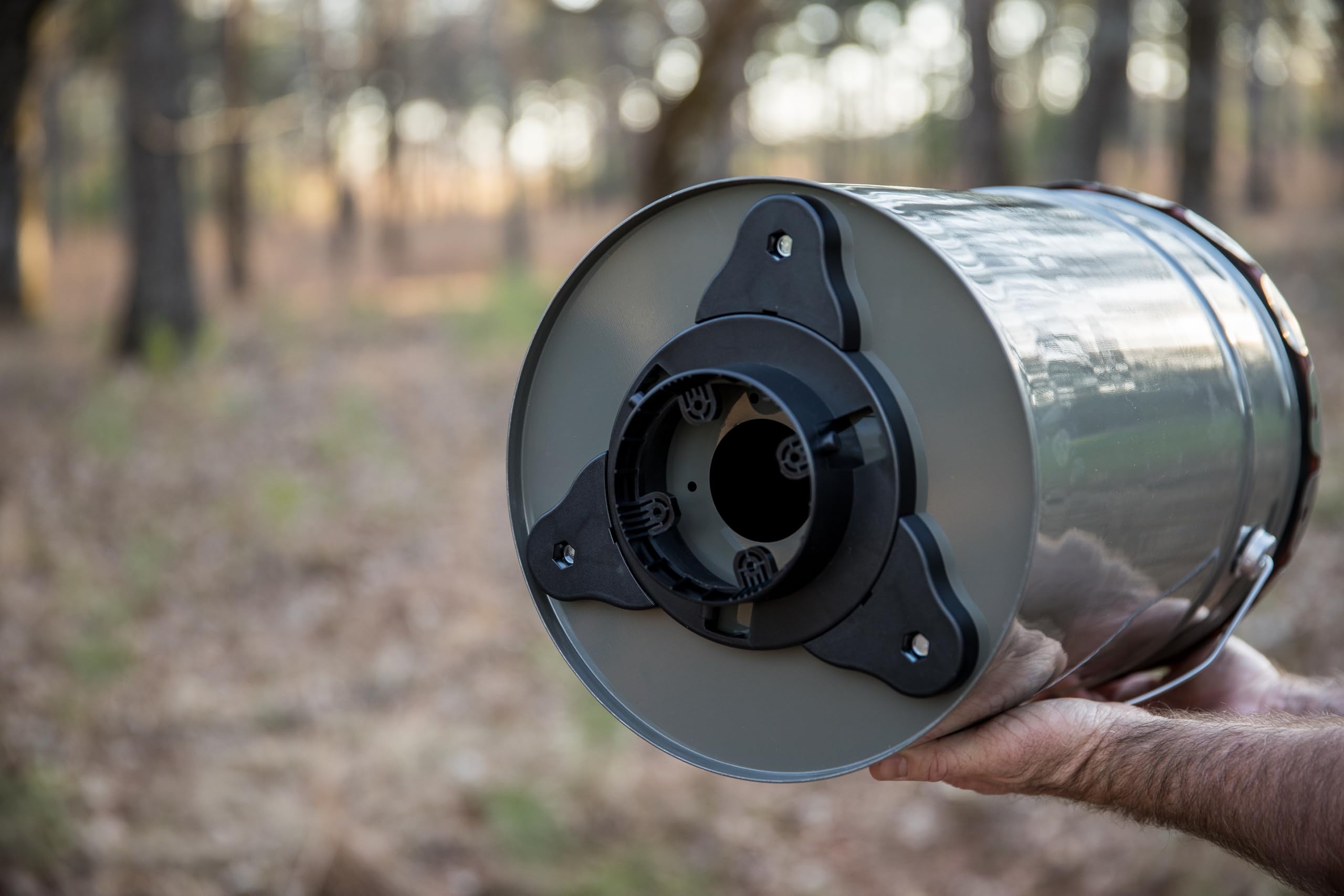 Bluetooth control using Moultrie app