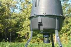 Moultrie digital timer control shows customizable feeding times.