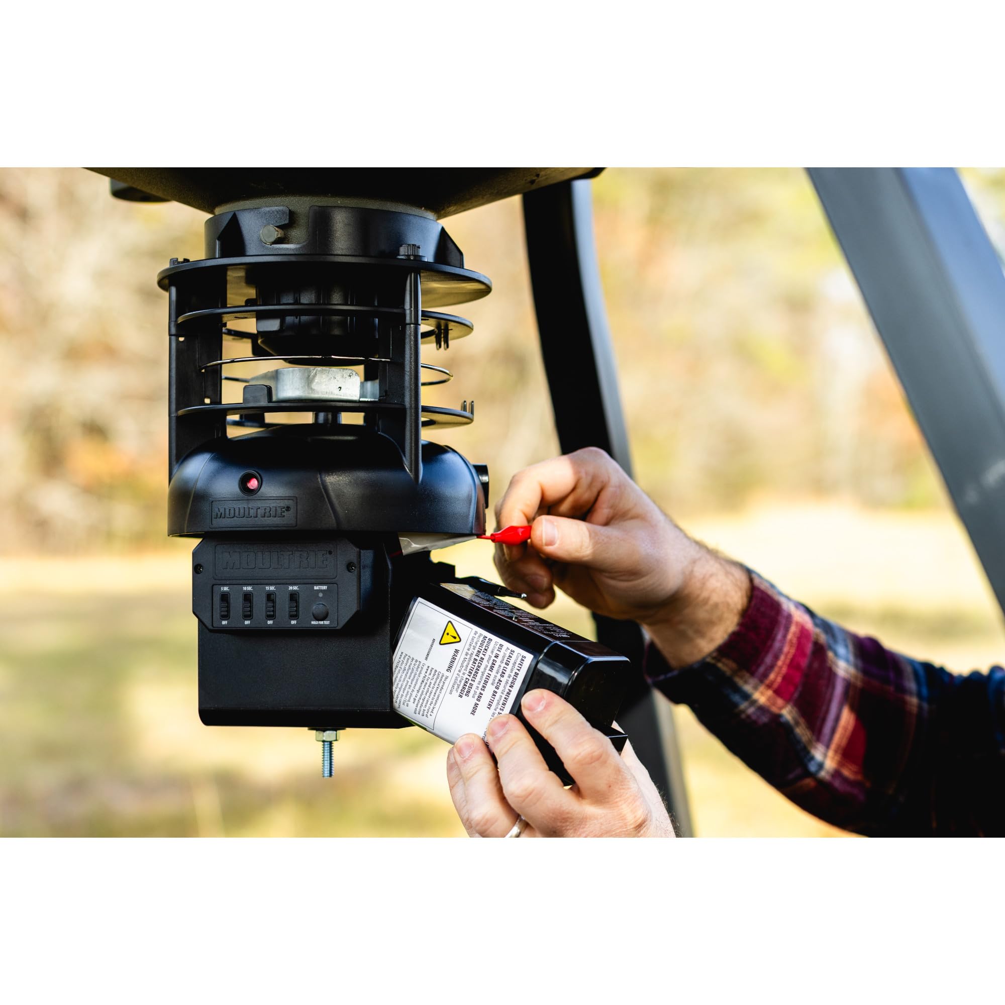 Dawn and dusk photocell timer in operation