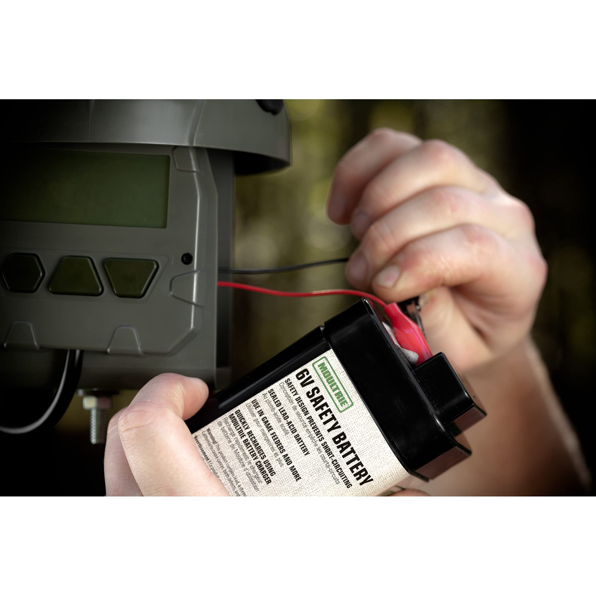 Moultrie NXT Hunter Kit 6V battery compartment ready for power
